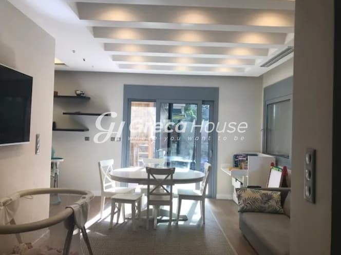 Luxurious 3-Bedroom Maisonette with Pool & Garden in Nea Kifissia - Photo 5