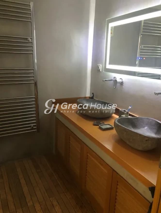Luxurious 3-Bedroom Maisonette with Pool & Garden in Nea Kifissia - Photo 13