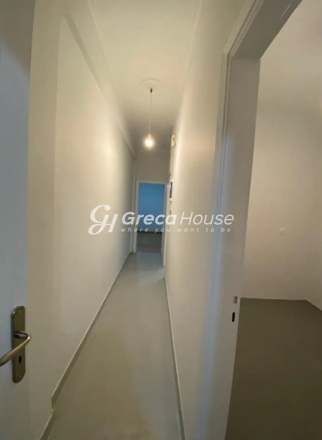 Renovated 2-Bedroom Apartment in Piraeus Port - Photo 14