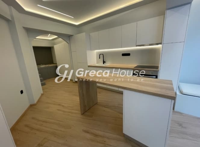 Ανακαινισμένη Επιπλωμένη Μονοκατοικία προς Πώληση στη Νέα Ερυθραία (Κέντρο) - Φωτογραφία 9