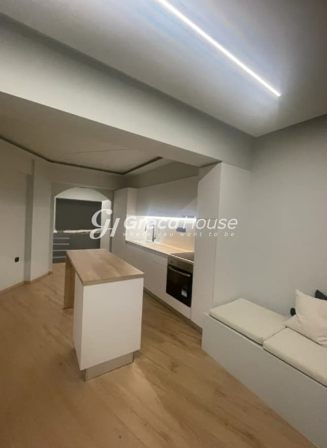 Ανακαινισμένη Επιπλωμένη Μονοκατοικία προς Πώληση στη Νέα Ερυθραία (Κέντρο) - Φωτογραφία 1