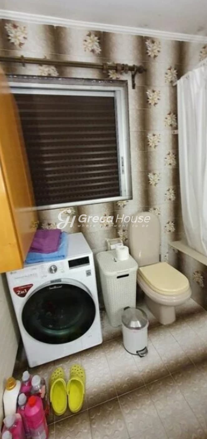 شقة مُجددة بثلاث غرف نوم في أجيا باراسكيفي، كوليجيو - صورة 8