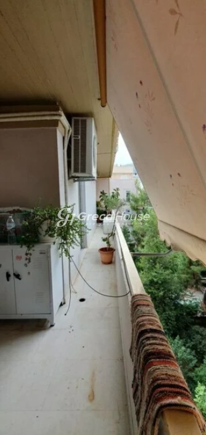 شقة مُجددة بثلاث غرف نوم في أجيا باراسكيفي، كوليجيو - صورة 3
