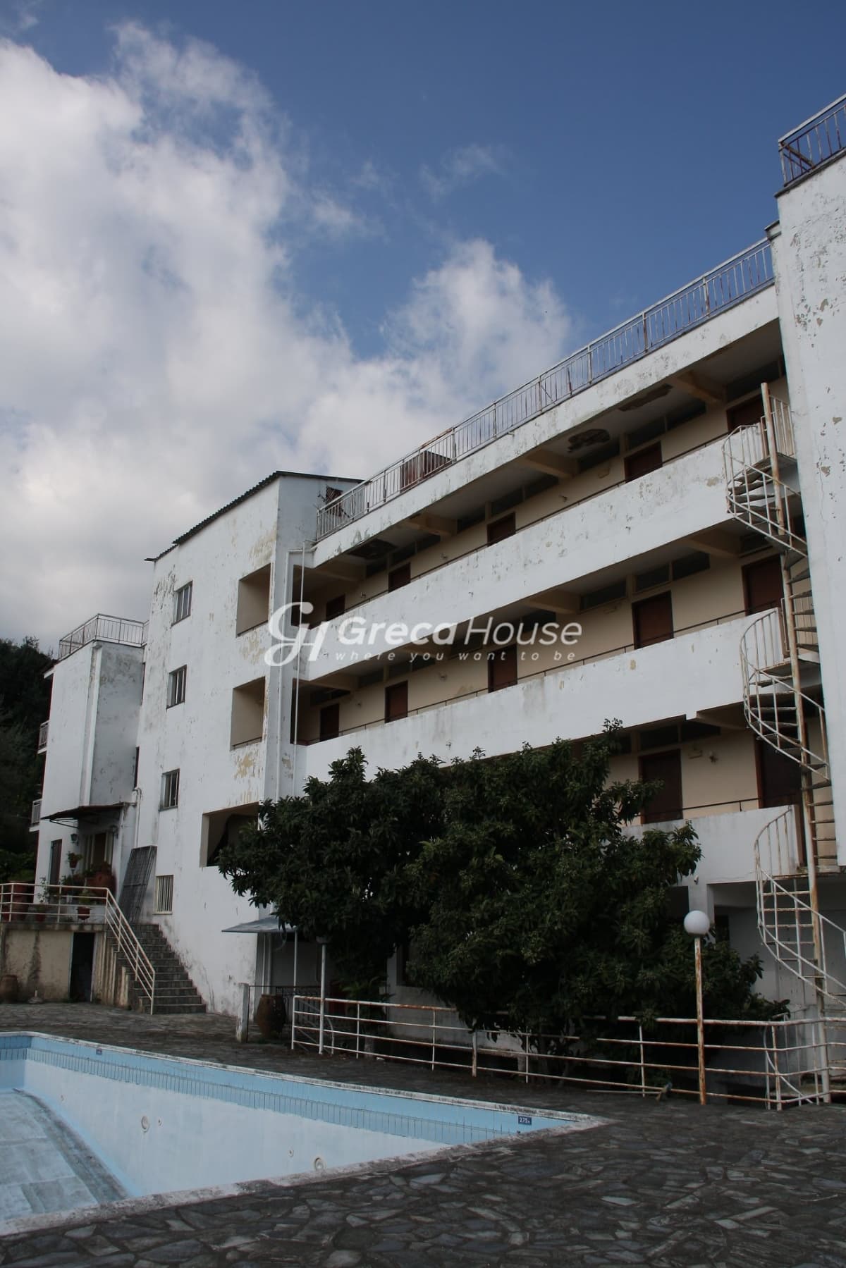 4-Level Hotel for Sale in Kassiopi, Corfu - A Prime Investment Opportunity - Photo 10