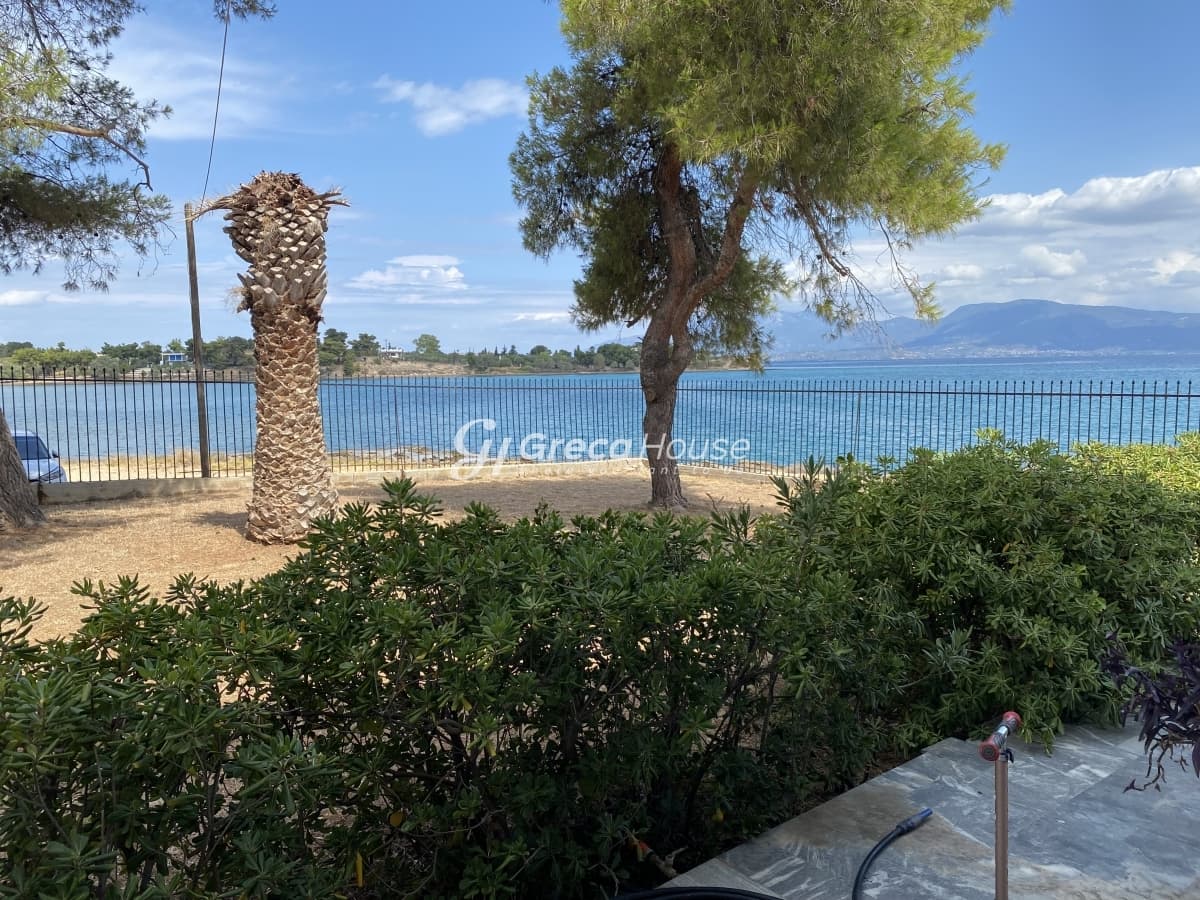 Παραθαλάσσια βίλα στην Εύβοια με απεριόριστη θέα θάλασσα - Φωτογραφία 24