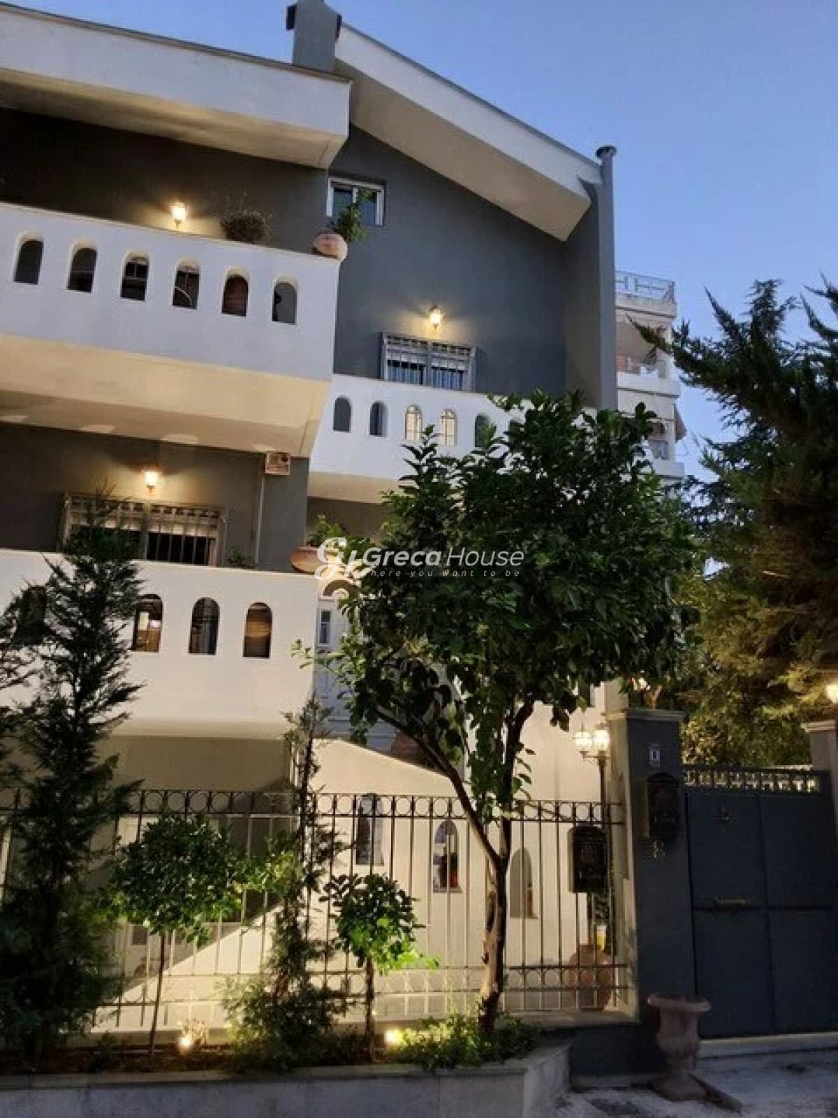 Luxury Furnished Detached House for Sale in Agia Paraskevi - Photo 1