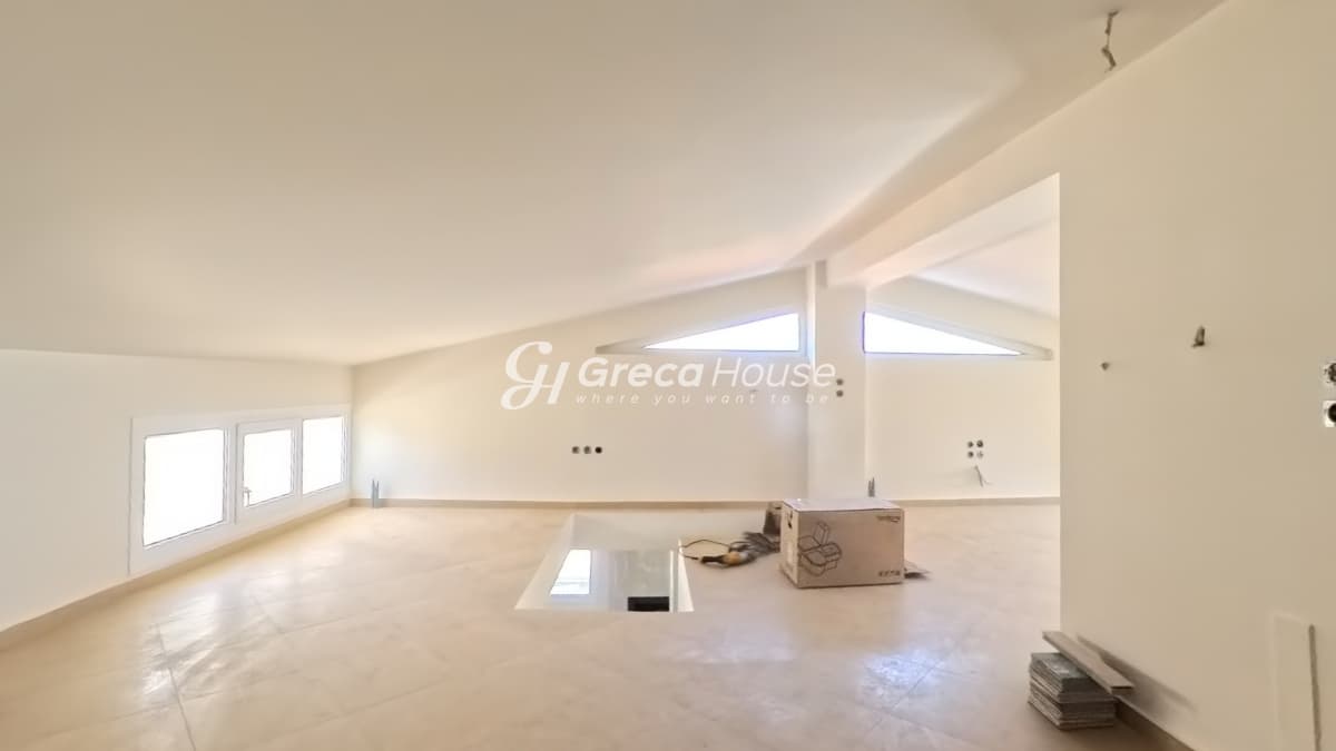 Stunning 3-Bed Maisonette with Unrestricted Sea Views in Xirovrysi, Evia - Photo 4