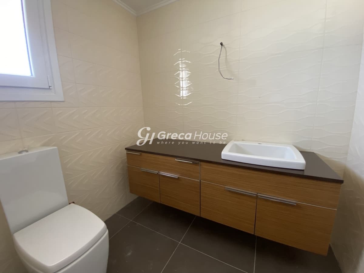 Stunning 3-Bed Maisonette with Unrestricted Sea Views in Xirovrysi, Evia - Photo 26