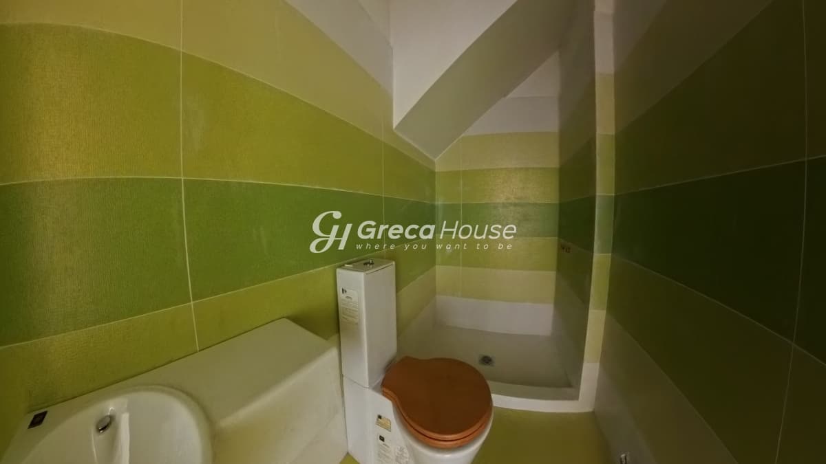 Stunning 3-Bed Maisonette with Unrestricted Sea Views in Xirovrysi, Evia - Photo 10