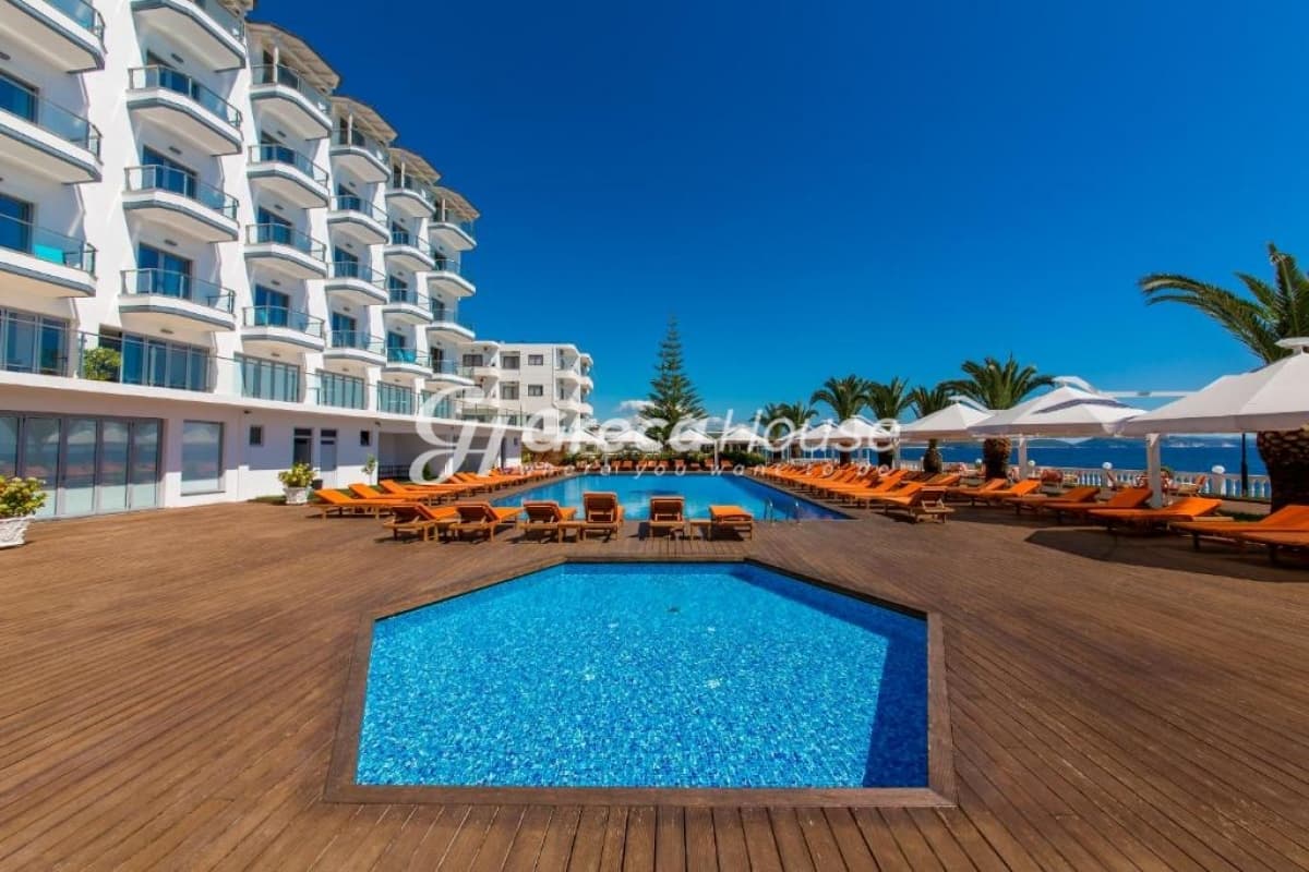 Patras – Fully Renovated Seaside Hotel for Sale with High Investment Return - Photo 11