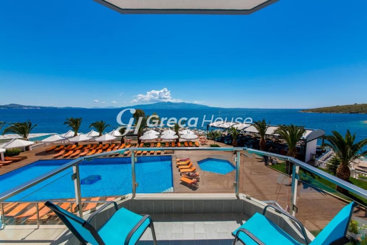 Patras – Fully Renovated Seaside Hotel for Sale with High Investment Return - Photo 14