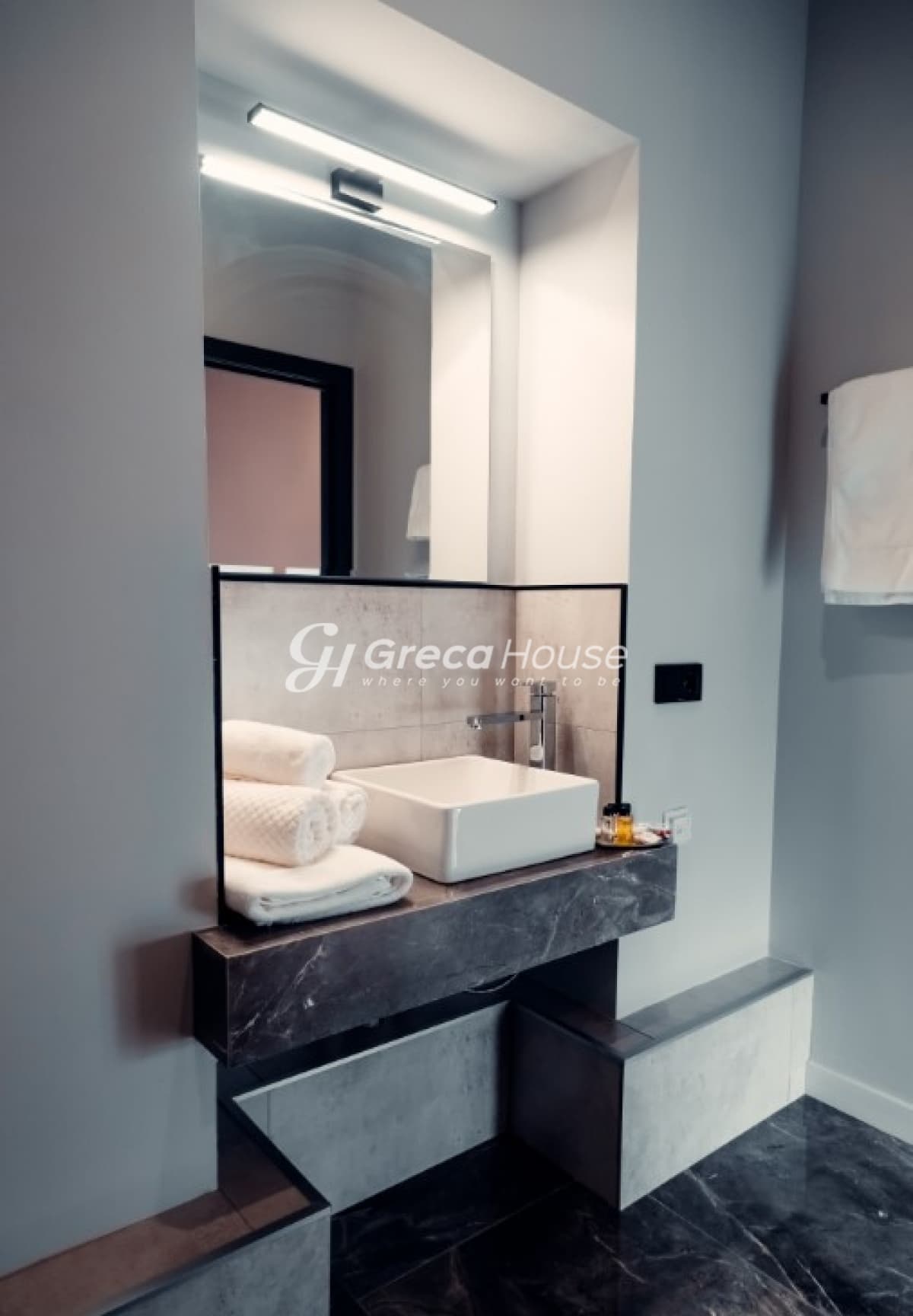 Renovated Hotel for Sale in Exarchia, Athens – Ideal Investment Opportunity - Photo 6