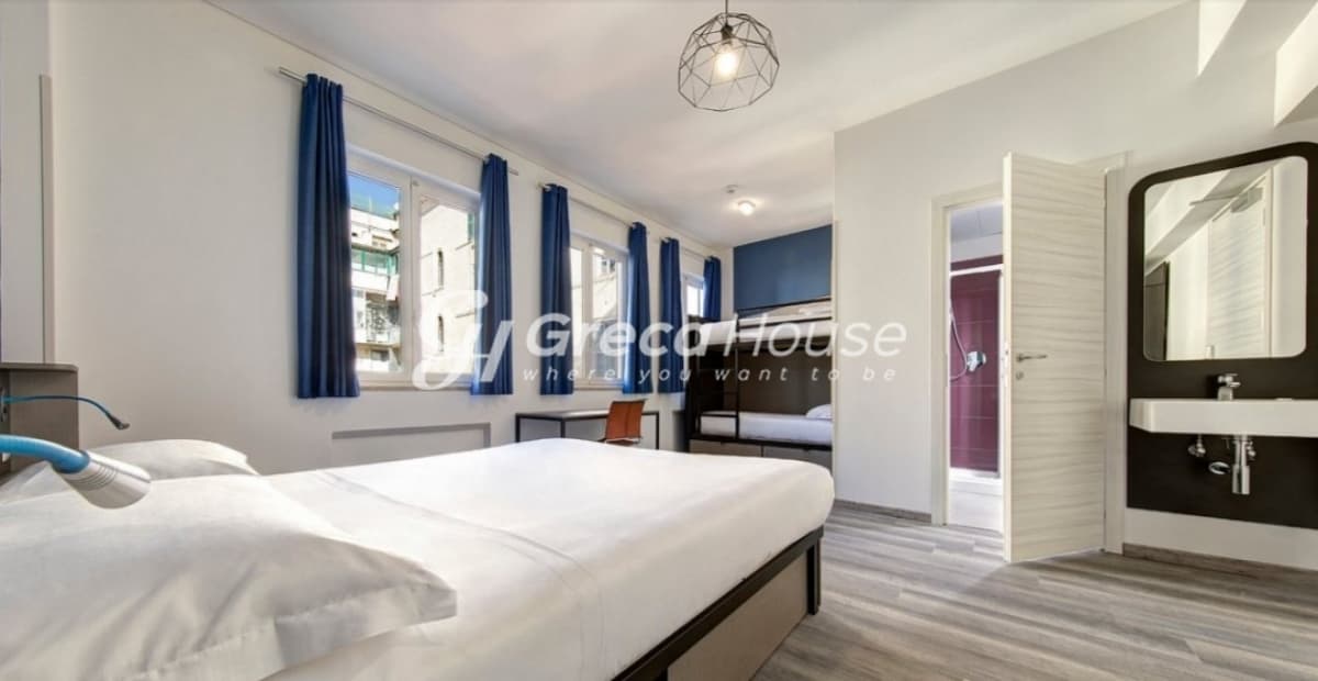 Neoclassical Hotel for Sale in Plaka – Historic Center of Athens - Photo 3