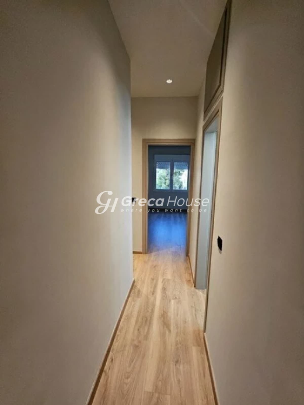 Renovated 2-Bedroom Apartment for Sale in Ano Kypseli, Athens - Photo 17