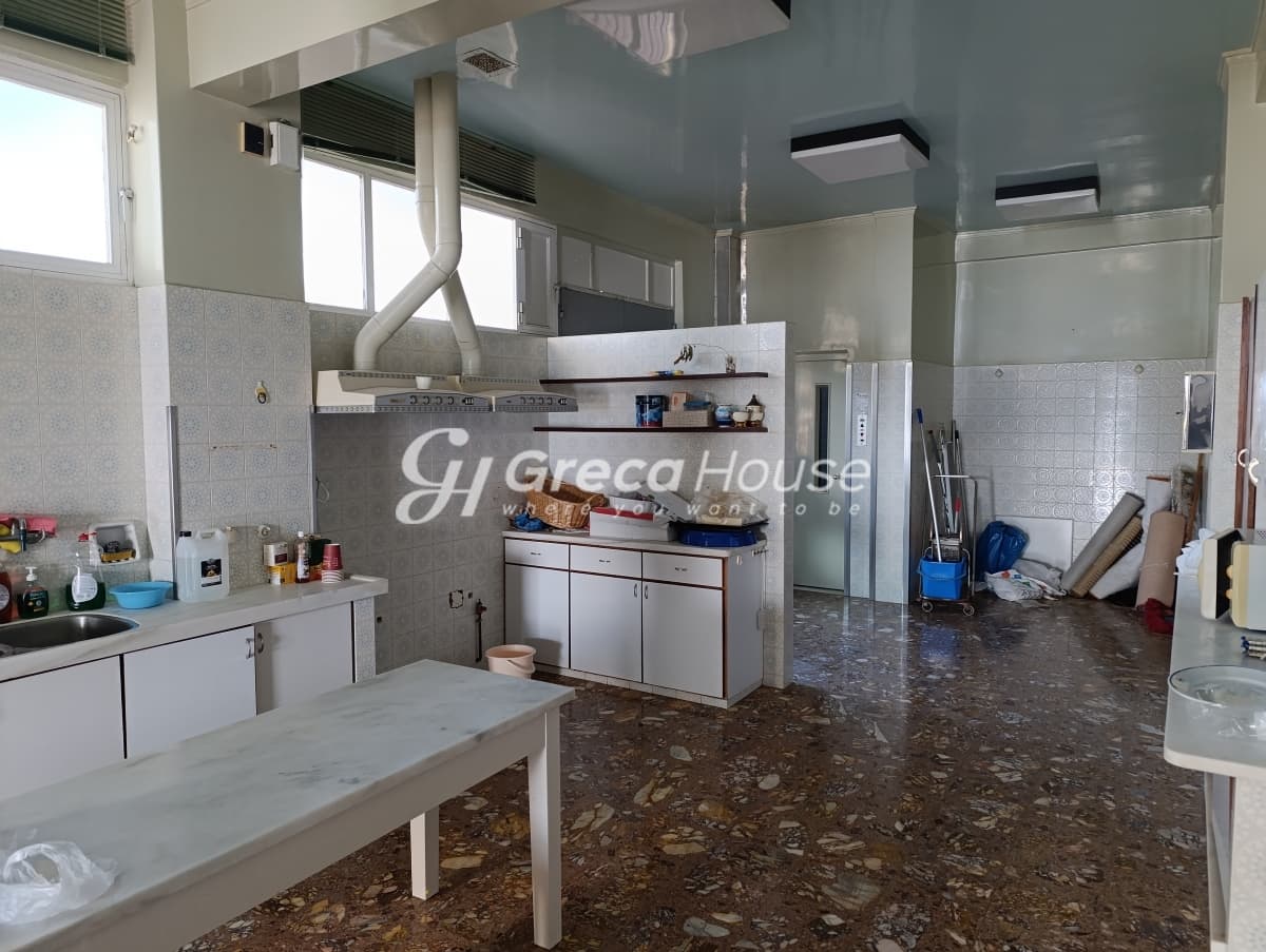 Μοναδικό Παραθαλάσσιο Κτίριο στο Πόρτο Ράφτη προς πώληση - Φωτογραφία 27