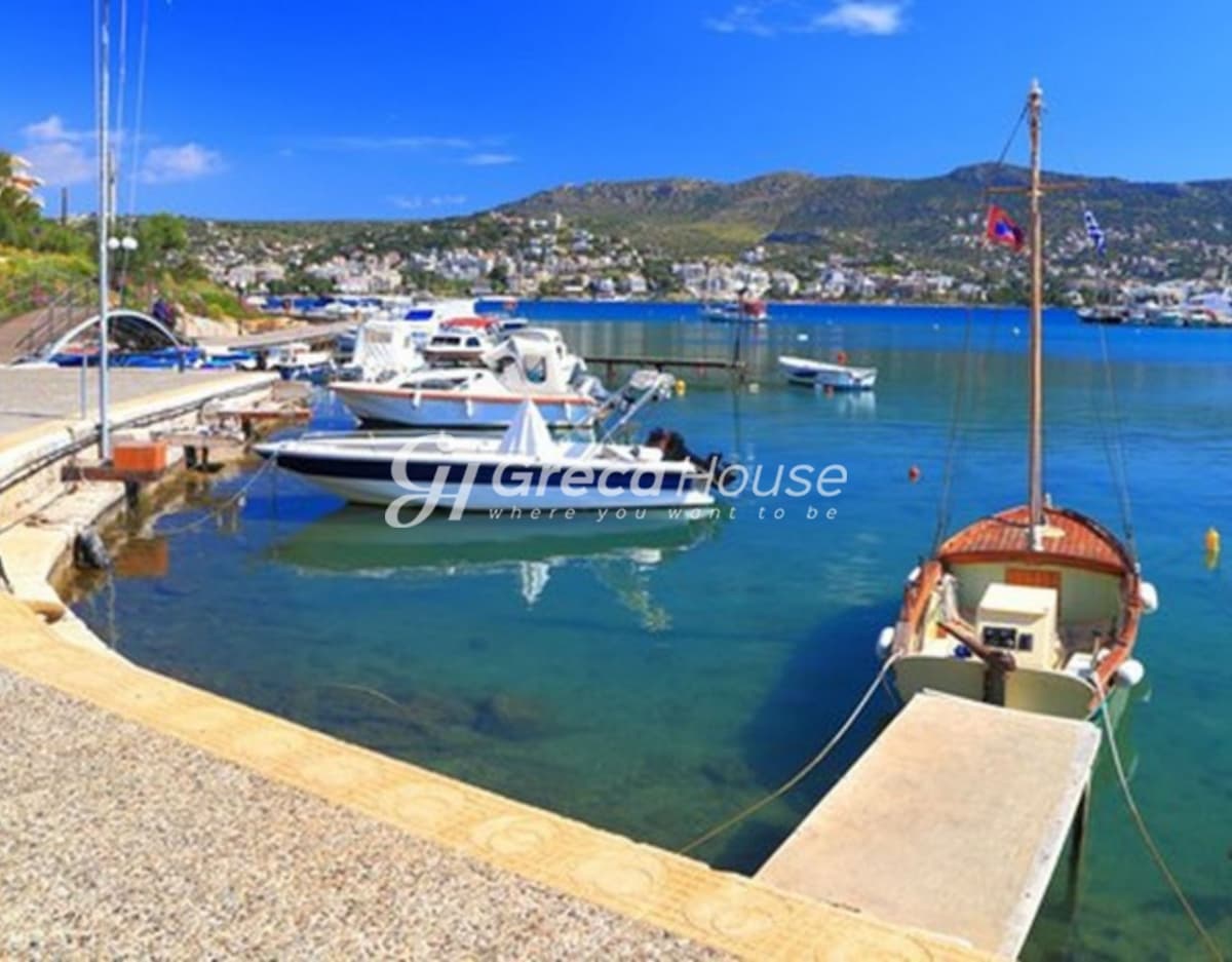 Μοναδικό Παραθαλάσσιο Κτίριο στο Πόρτο Ράφτη προς πώληση - Φωτογραφία 1