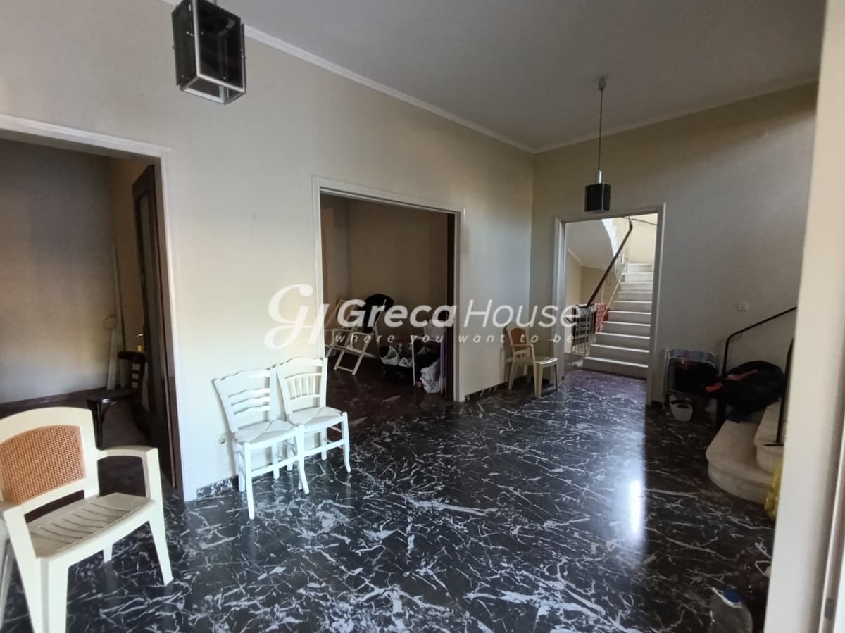 Μοναδικό Παραθαλάσσιο Κτίριο στο Πόρτο Ράφτη προς πώληση - Φωτογραφία 3