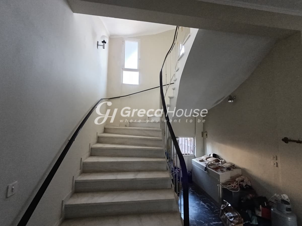 Μοναδικό Παραθαλάσσιο Κτίριο στο Πόρτο Ράφτη προς πώληση - Φωτογραφία 12