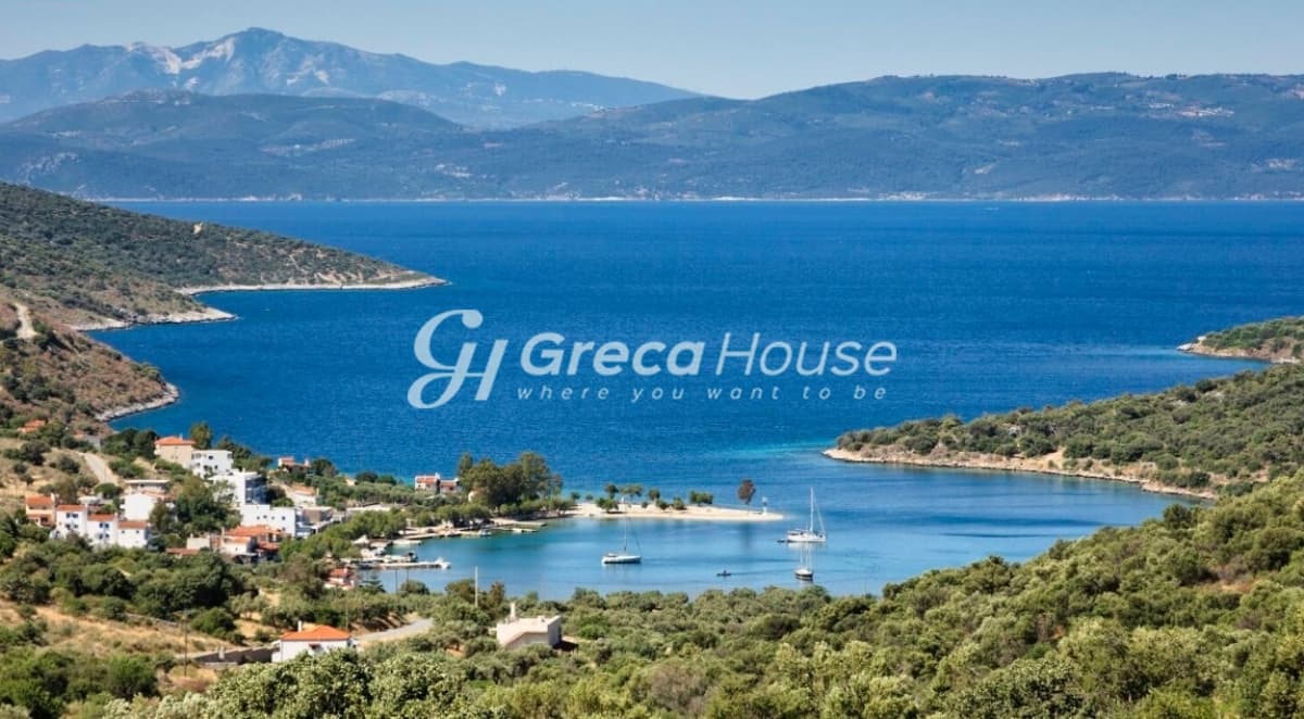 For Sale: 4,000 sqm Plot with Unlimited Sea View in Nea Styra, Evia - Photo 1