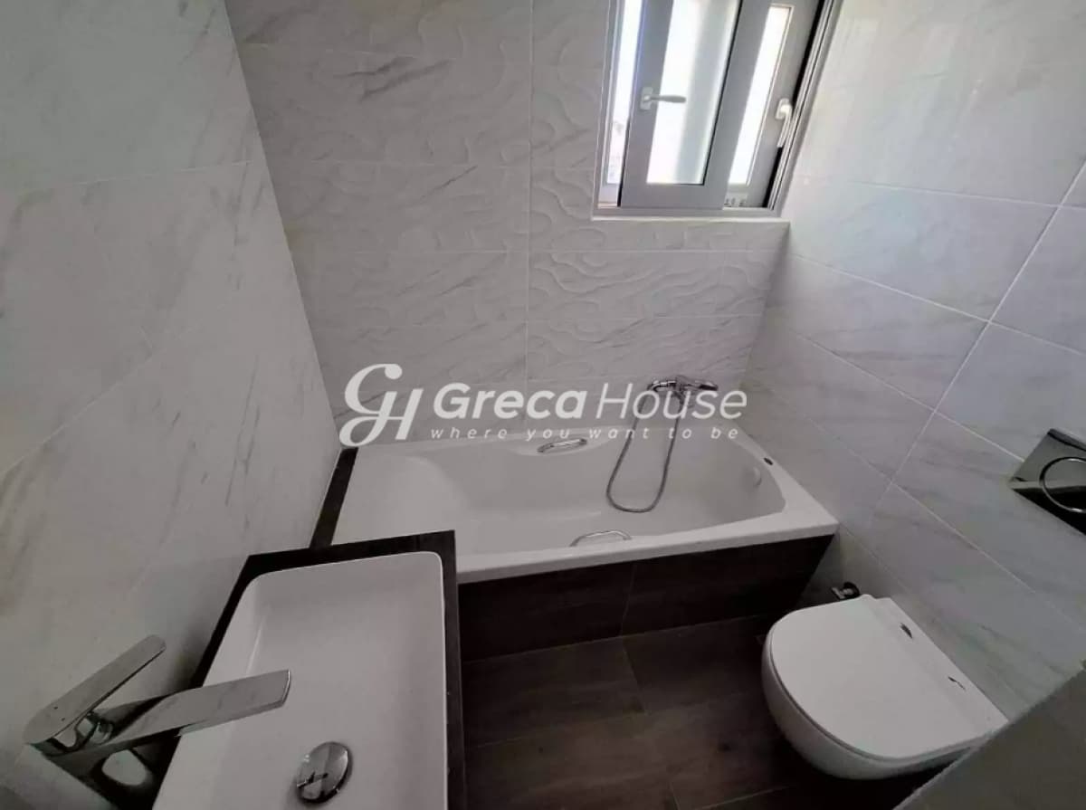 Luxury Renovated 3-Level Building for Sale in Holargos – Ideal Investment Choice - Photo 8