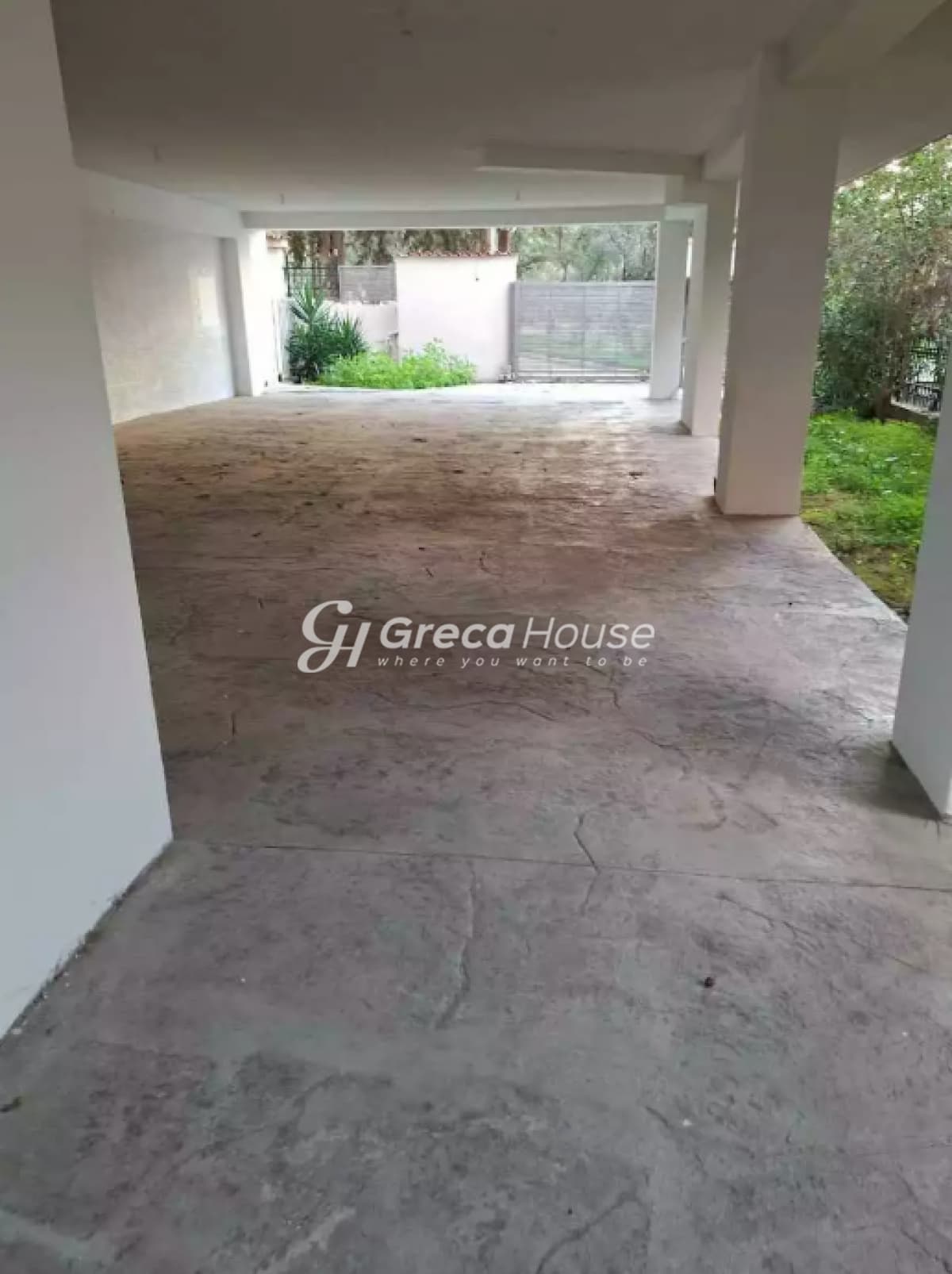 Luxury Renovated 3-Level Building for Sale in Holargos – Ideal Investment Choice - Photo 10