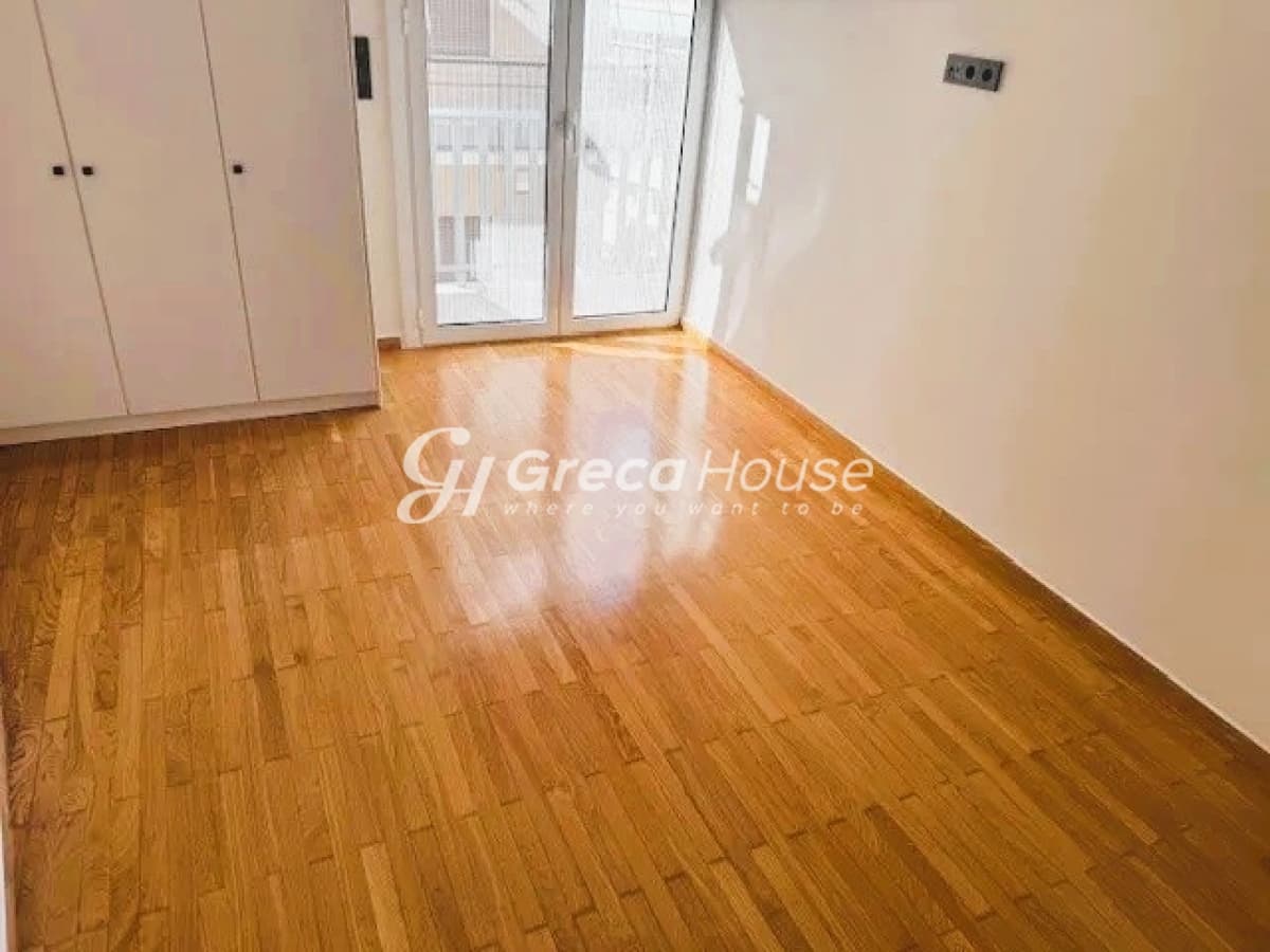 Renovated 73 sq.m. Apartment for Sale in Pagrati – Prime Location near Metro - Photo 4