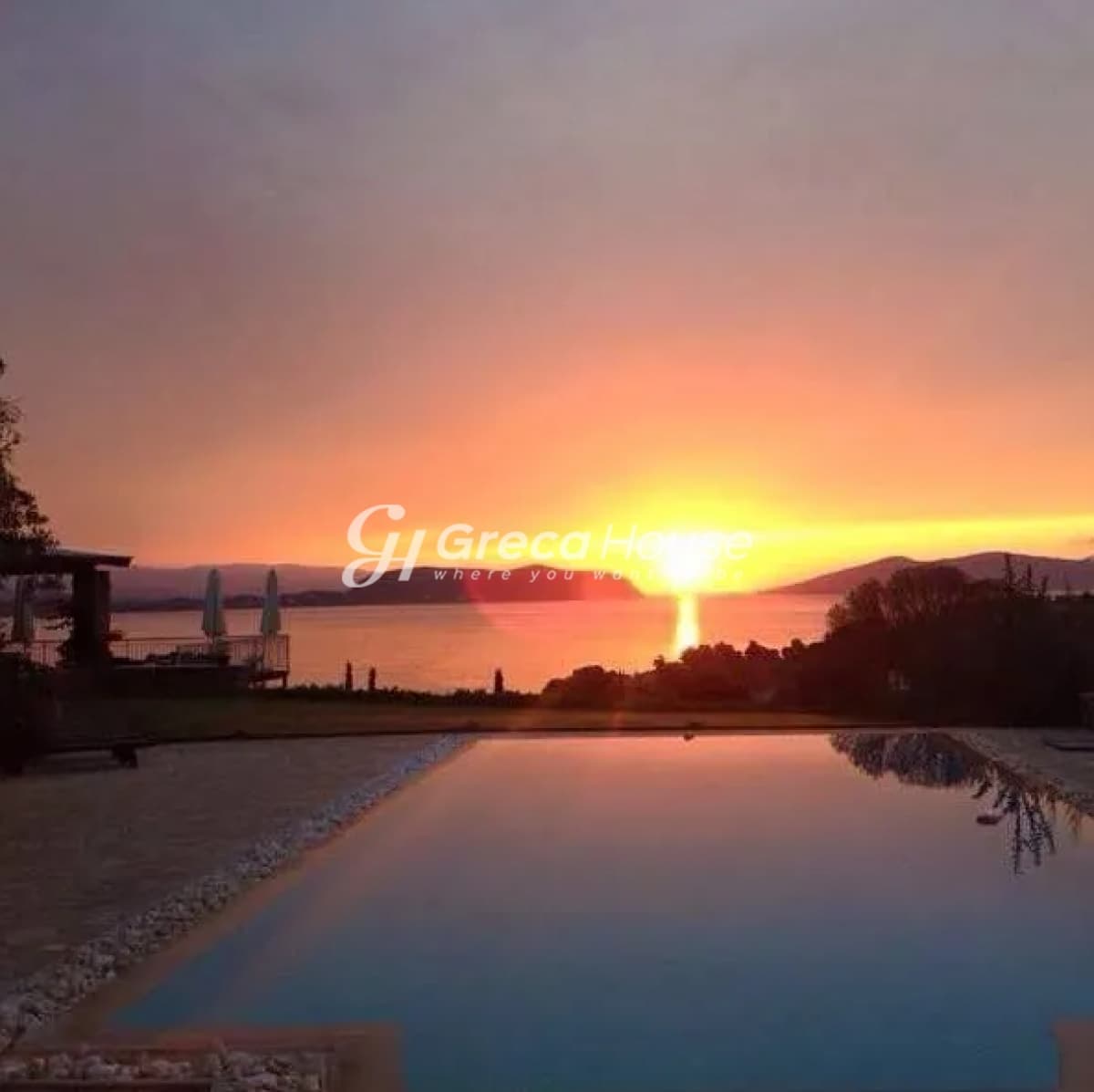 Πολυτελής Παραθαλάσσια Βίλα στο Πόρτο Χέλι – Ιδιωτική Πισίνα & Πανοραμική Θέα - Φωτογραφία 10