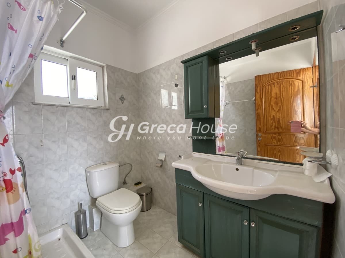 Beachfront Two-Level Villa with Private Garden in Malakonta Eretria, Evia – 10 Meters from the Sea - Photo 19