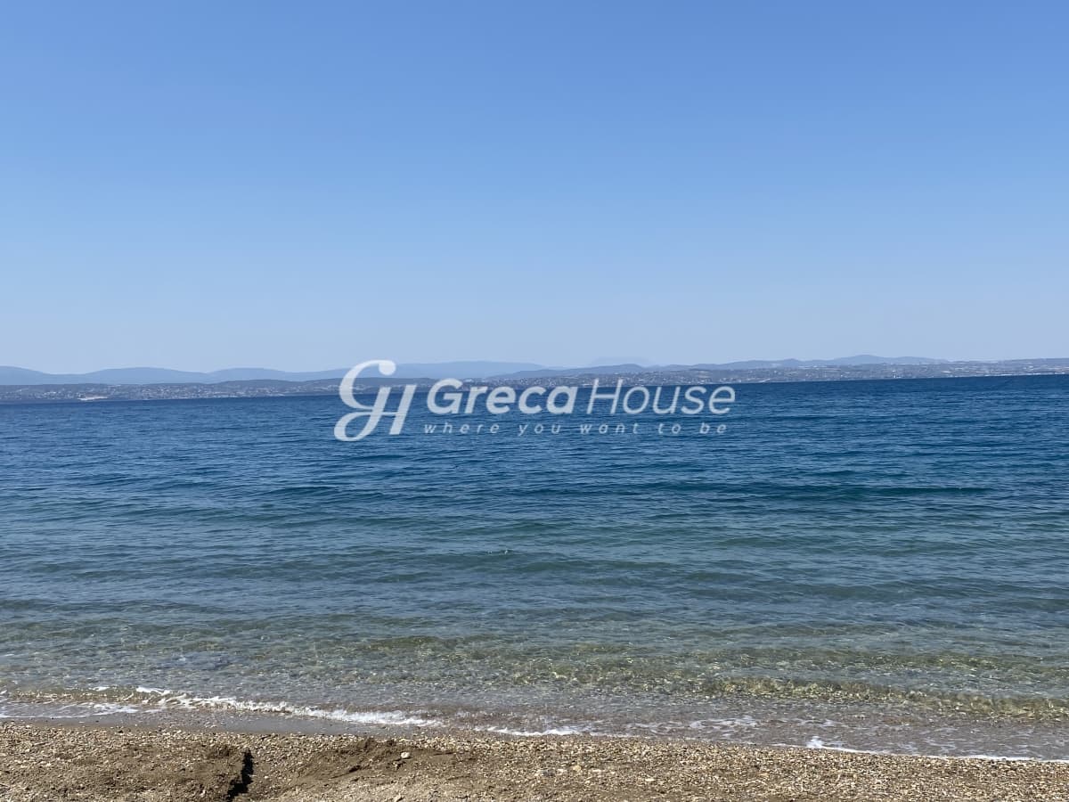 Beachfront Two-Level Villa with Private Garden in Malakonta Eretria, Evia – 10 Meters from the Sea - Photo 39