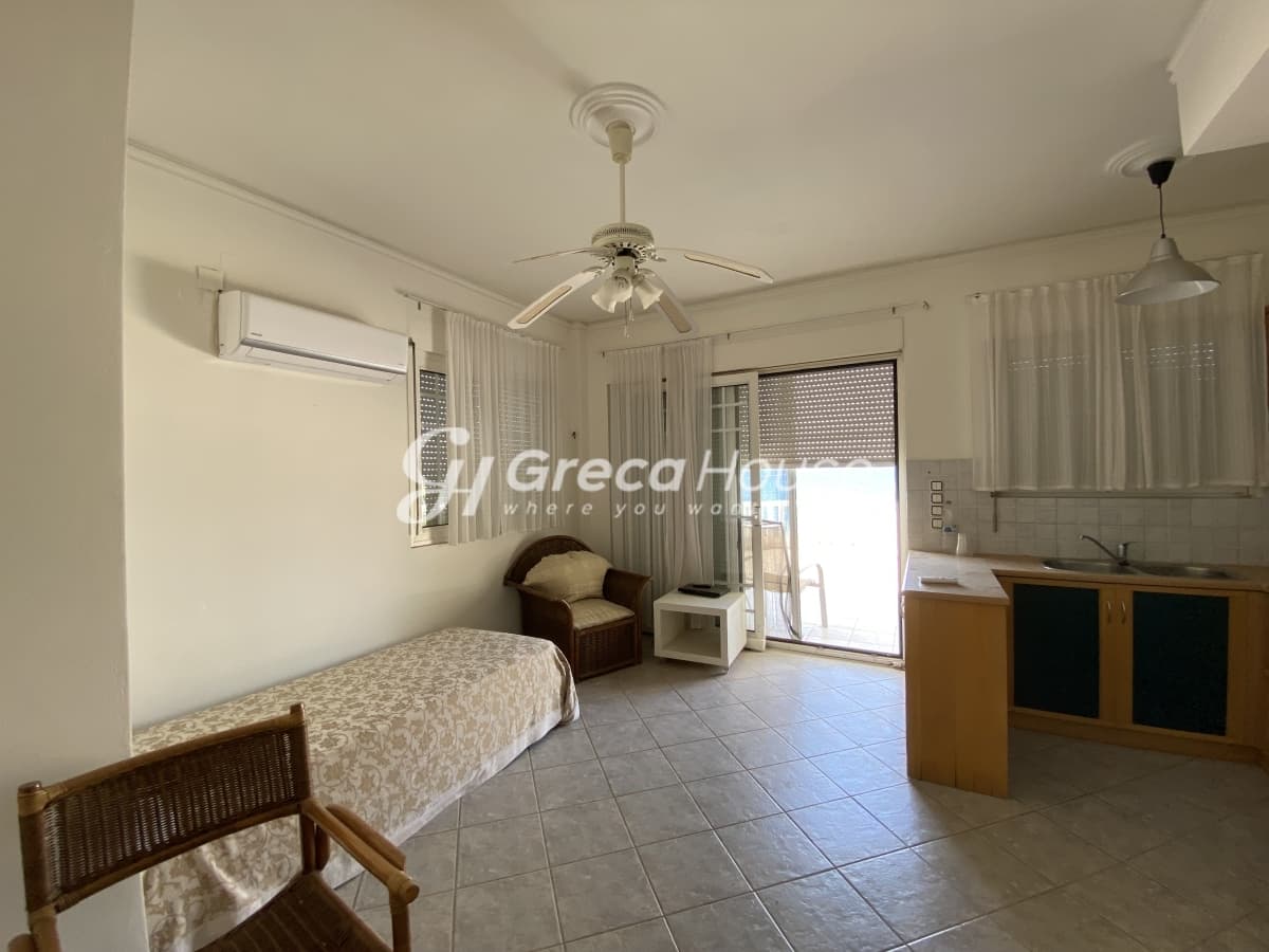 Beachfront Two-Level Villa with Private Garden in Malakonta Eretria, Evia – 10 Meters from the Sea - Photo 38