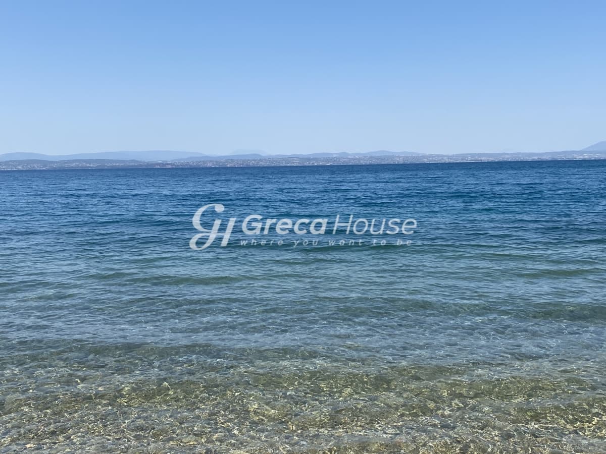 Beachfront Two-Level Villa with Private Garden in Malakonta Eretria, Evia – 10 Meters from the Sea - Photo 47