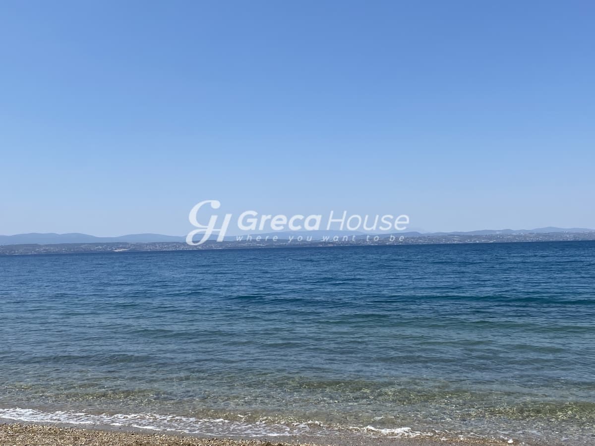 Beachfront Two-Level Villa with Private Garden in Malakonta Eretria, Evia – 10 Meters from the Sea - Photo 44