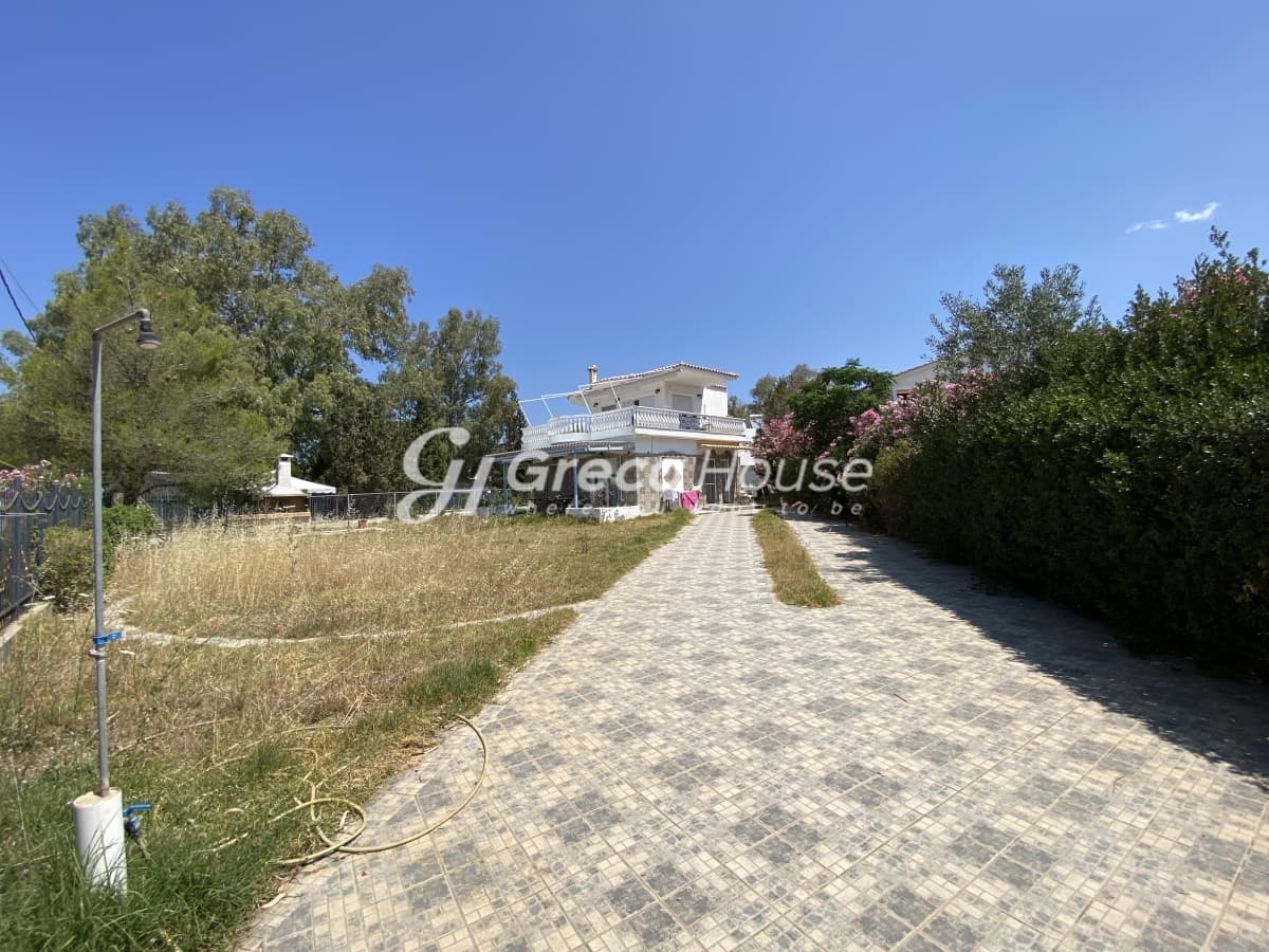Beachfront Two-Level Villa with Private Garden in Malakonta Eretria, Evia – 10 Meters from the Sea - Photo 45