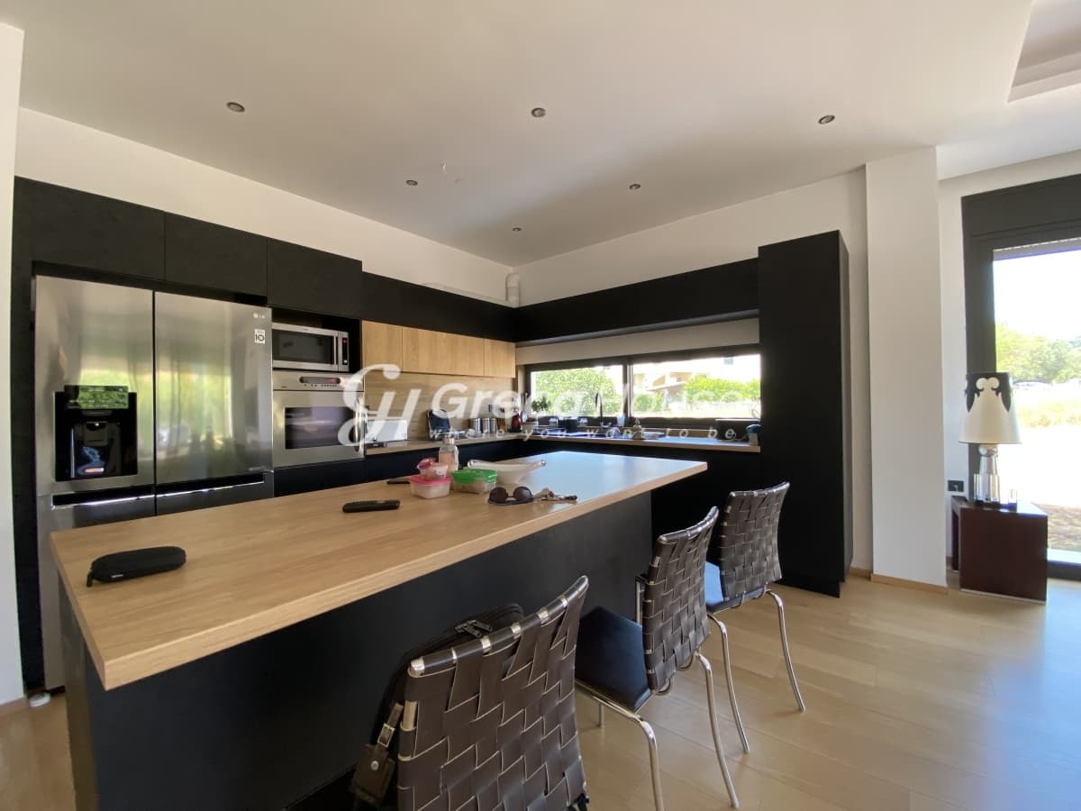Kifissia, Athens North – New Minimalist Maisonette 196 sqm with Yard, Playroom & Parking - Photo 21