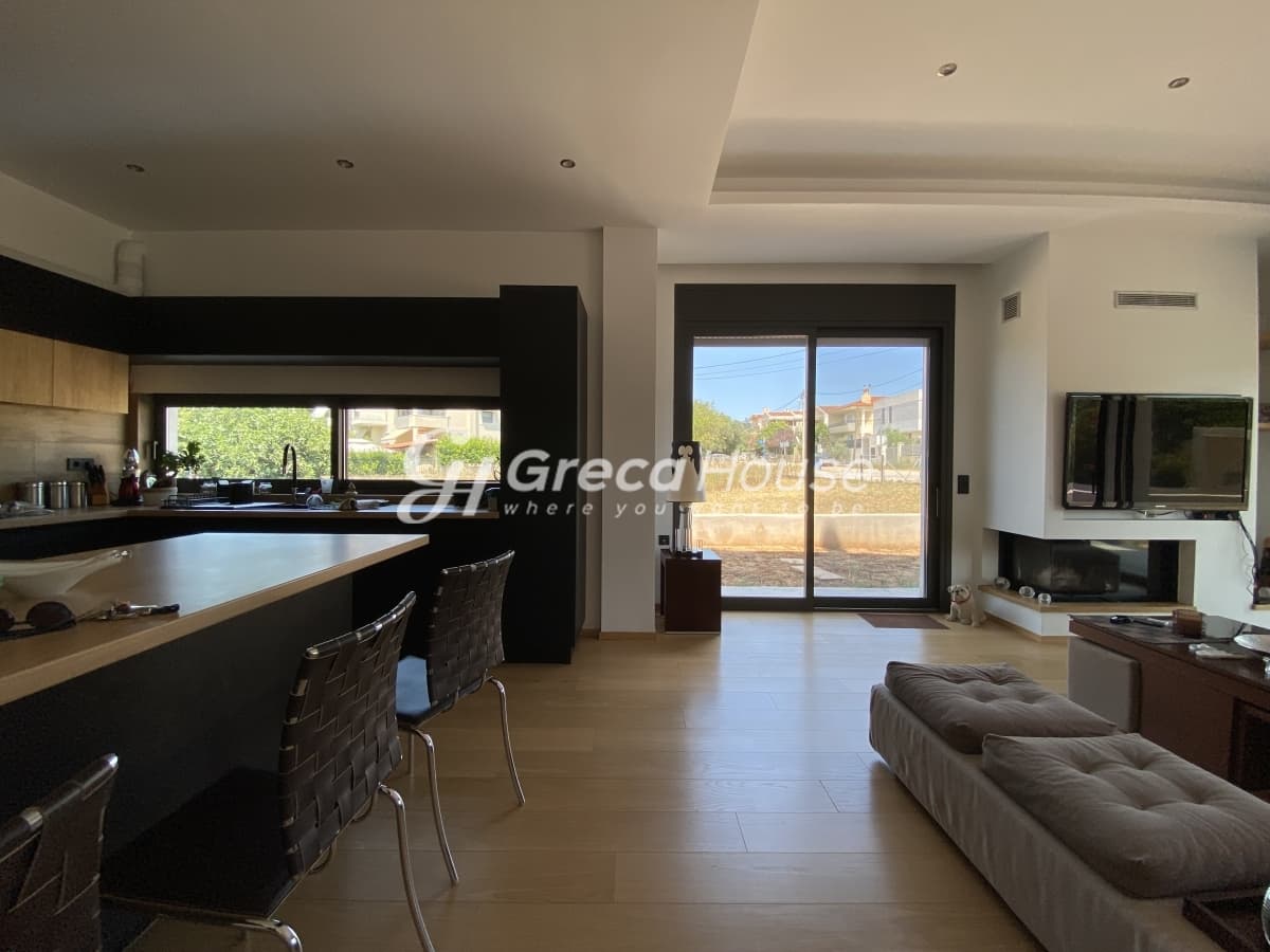 Kifissia, Athens North – New Minimalist Maisonette 196 sqm with Yard, Playroom & Parking - Photo 14