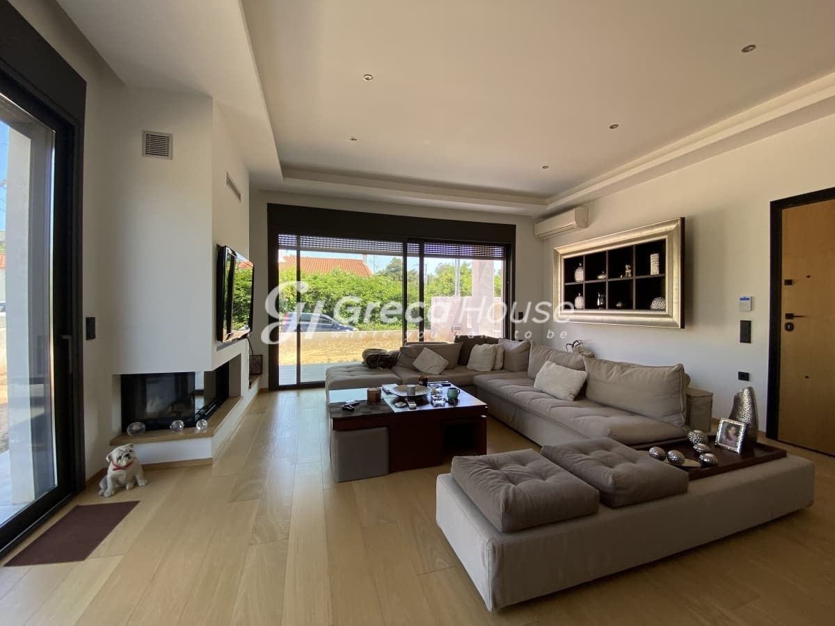 Kifissia, Athens North – New Minimalist Maisonette 196 sqm with Yard, Playroom & Parking - Photo 28