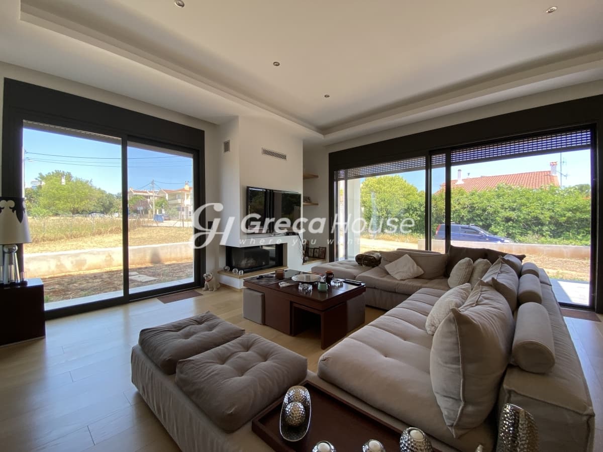 Kifissia, Athens North – New Minimalist Maisonette 196 sqm with Yard, Playroom & Parking - Photo 23