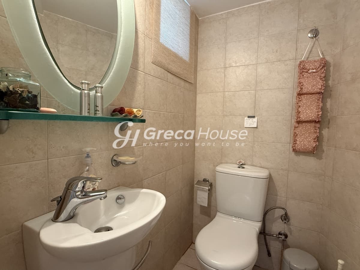 Luxury 571 sq.m. Villa with Private Beach and Guesthouses for Sale in Amarynthos, Evia - Photo 13