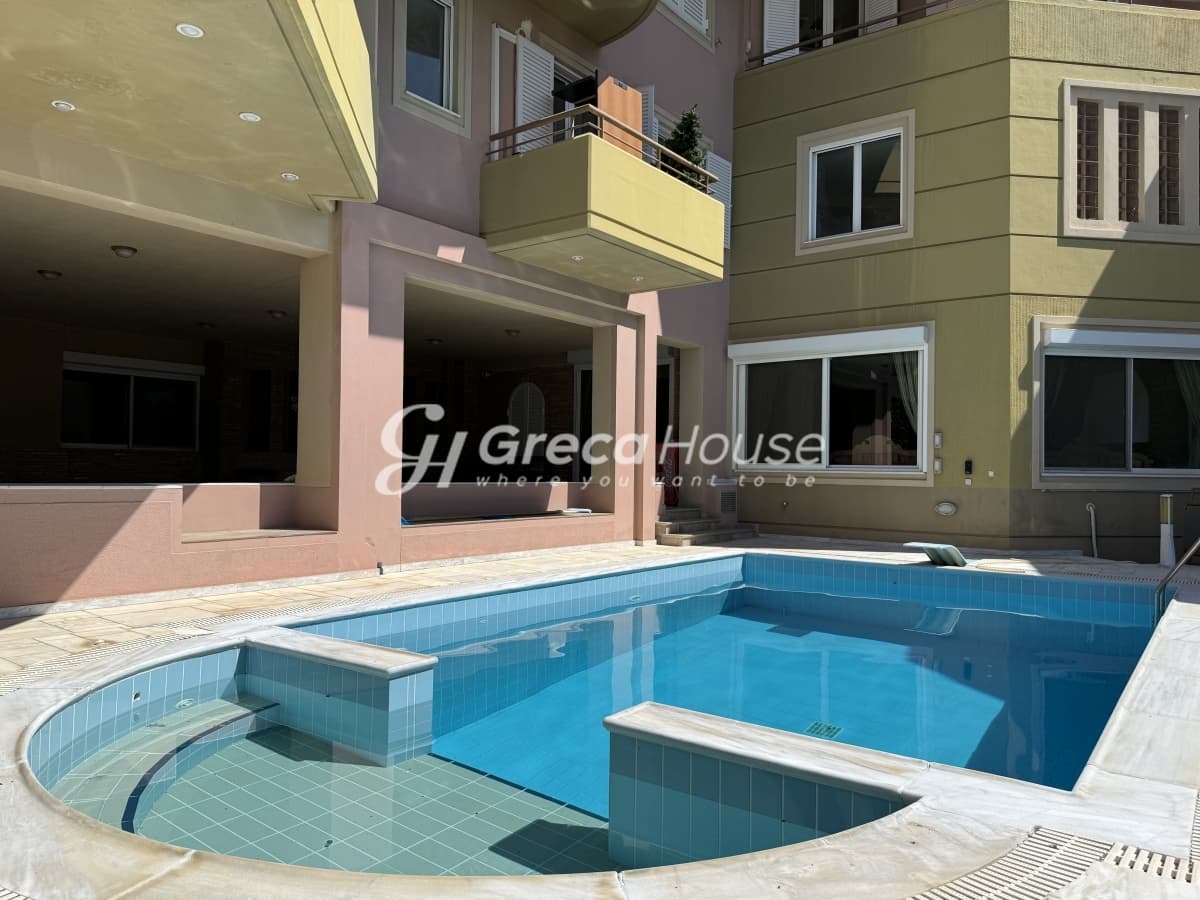 Voula Luxury Villa with Sea Views – An Athenian Riviera Gem - Photo 1