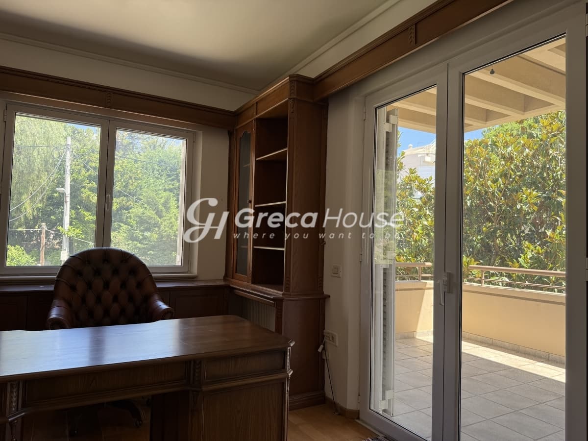 Voula Luxury Villa with Sea Views – An Athenian Riviera Gem - Photo 33
