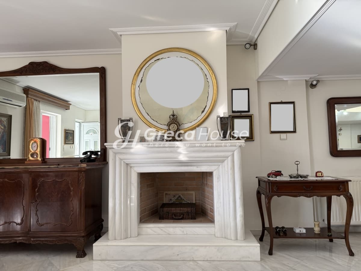 Luxury Maisonette 340 sq.m. – Corinth Center | View of Ancient Corinth – 500m from Sea - Photo 16
