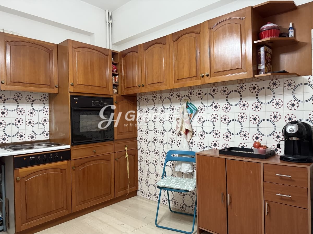 דירה למכירה בפגרטי, מרכז אתונה, 85 מ"ר - קרוב למטרו ולכיכר מסולונגי - תמונה 26