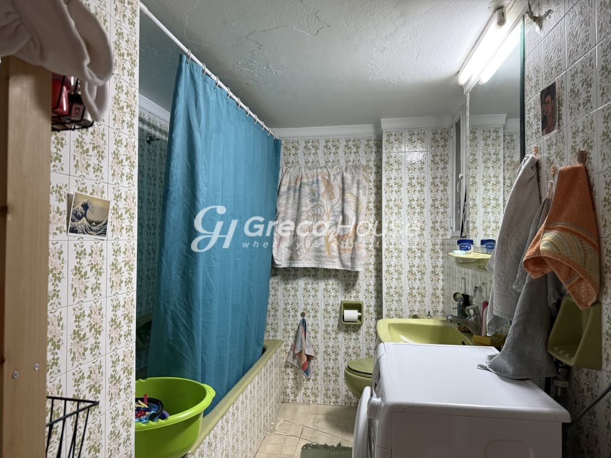 דירה למכירה בפגרטי, מרכז אתונה, 85 מ"ר - קרוב למטרו ולכיכר מסולונגי - תמונה 40