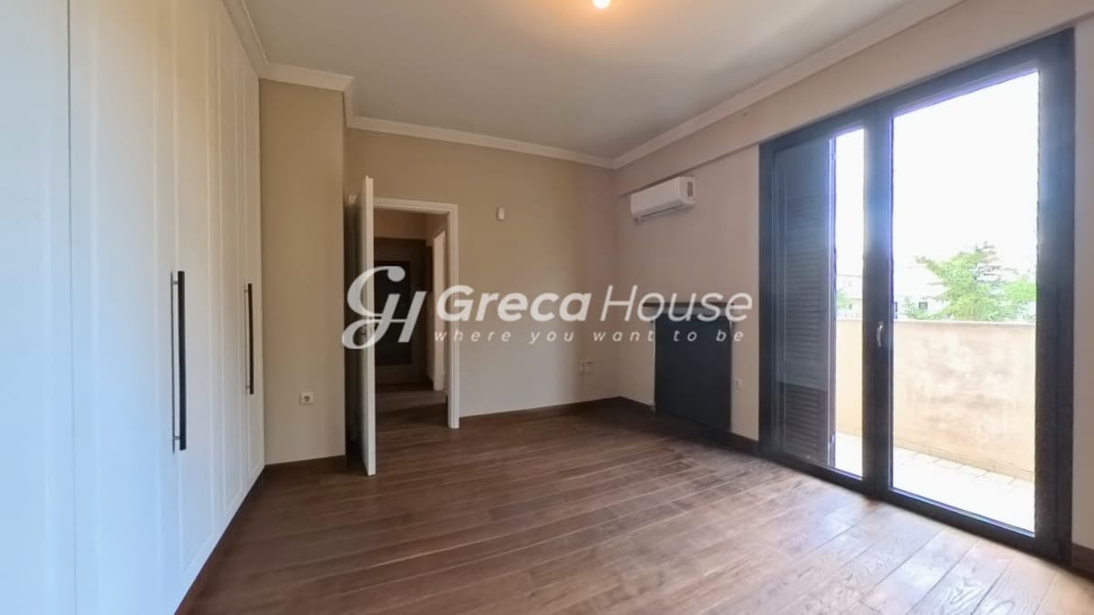 Πωλείται Υπέροχη Μονοκατοικία πλησίον St Catherine's School στη Λυκόβρυση - Φωτογραφία 36