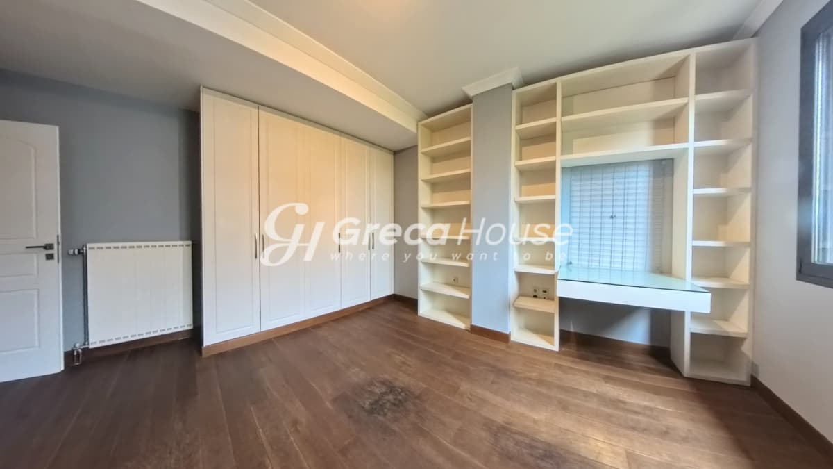 Πωλείται Υπέροχη Μονοκατοικία πλησίον St Catherine's School στη Λυκόβρυση - Φωτογραφία 6