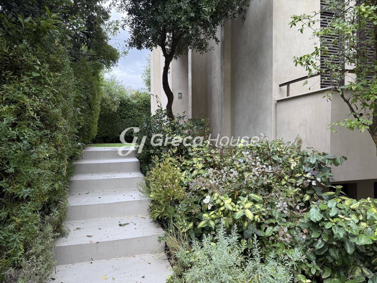 Πωλείται Υπέροχη Μονοκατοικία πλησίον St Catherine's School στη Λυκόβρυση - Φωτογραφία 2