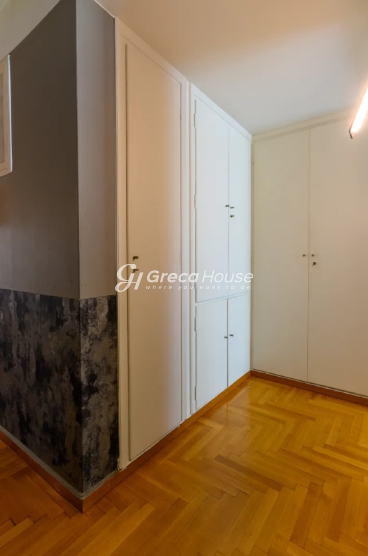 Elegant 2-Bedroom Apartment in Kolonaki, Athens - Photo 6