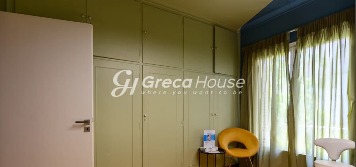 Elegant 2-Bedroom Apartment in Kolonaki, Athens - Photo 5