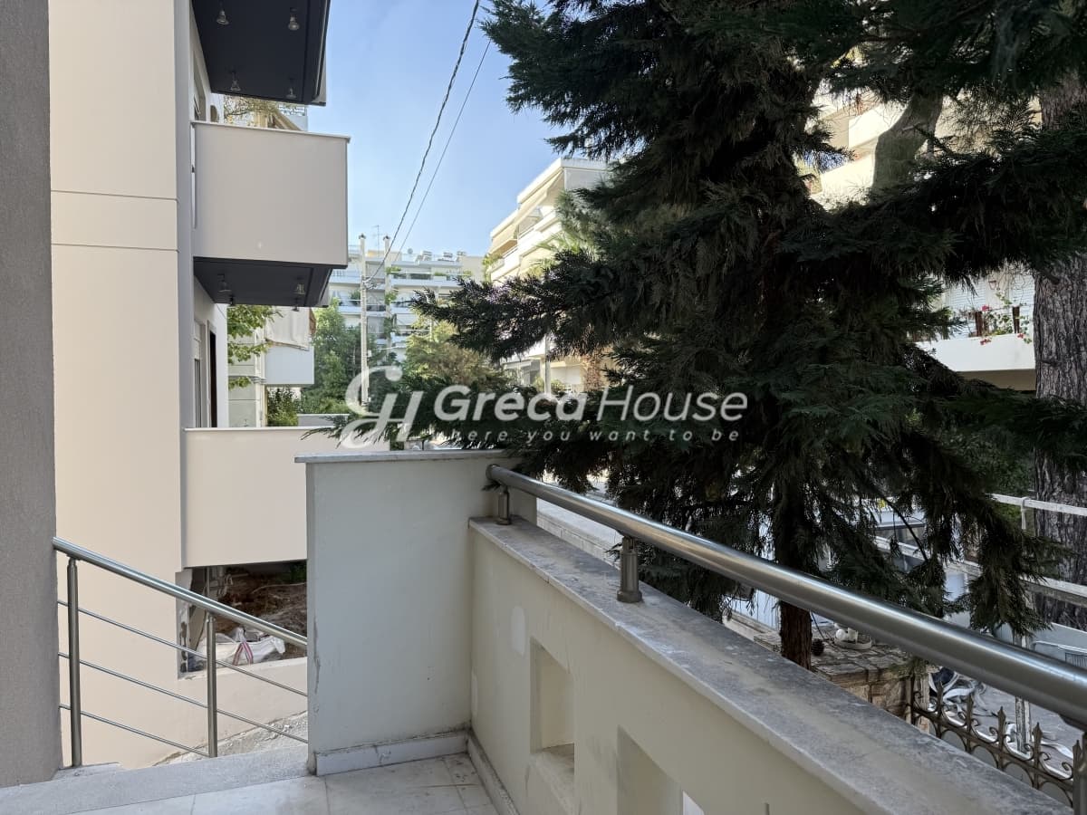 Renovated 4-Bed Townhouse for Sale in Marousi, Paradisos, North Athens - Photo 41