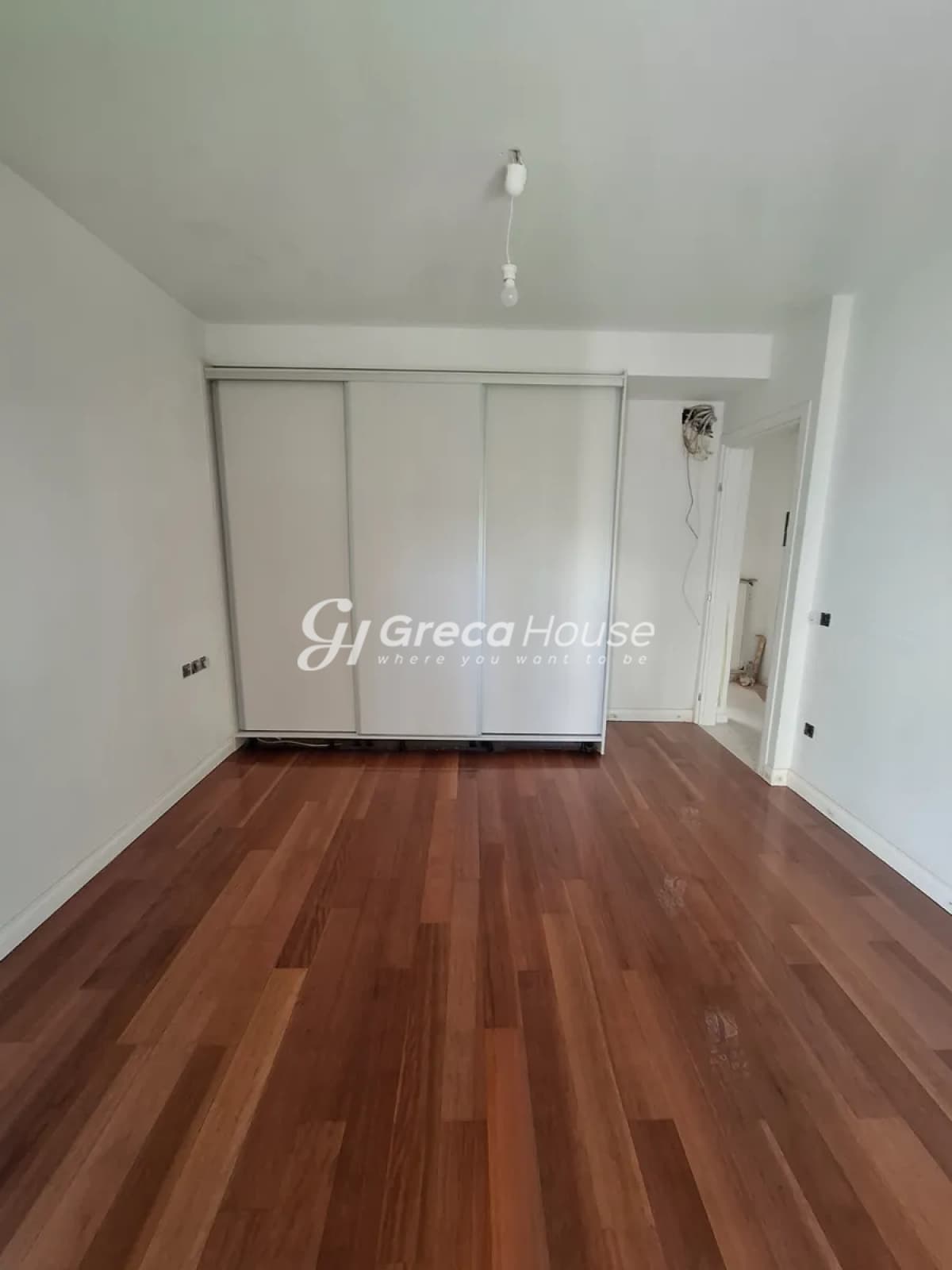 Renovated 4-Bed Townhouse for Sale in Marousi, Paradisos, North Athens - Photo 19